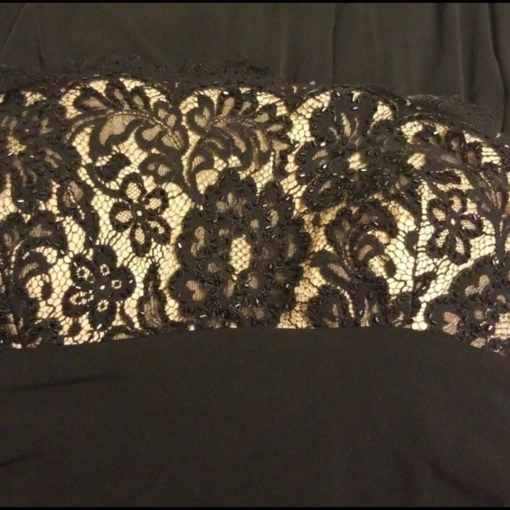 Dress - Picture 6 of 7